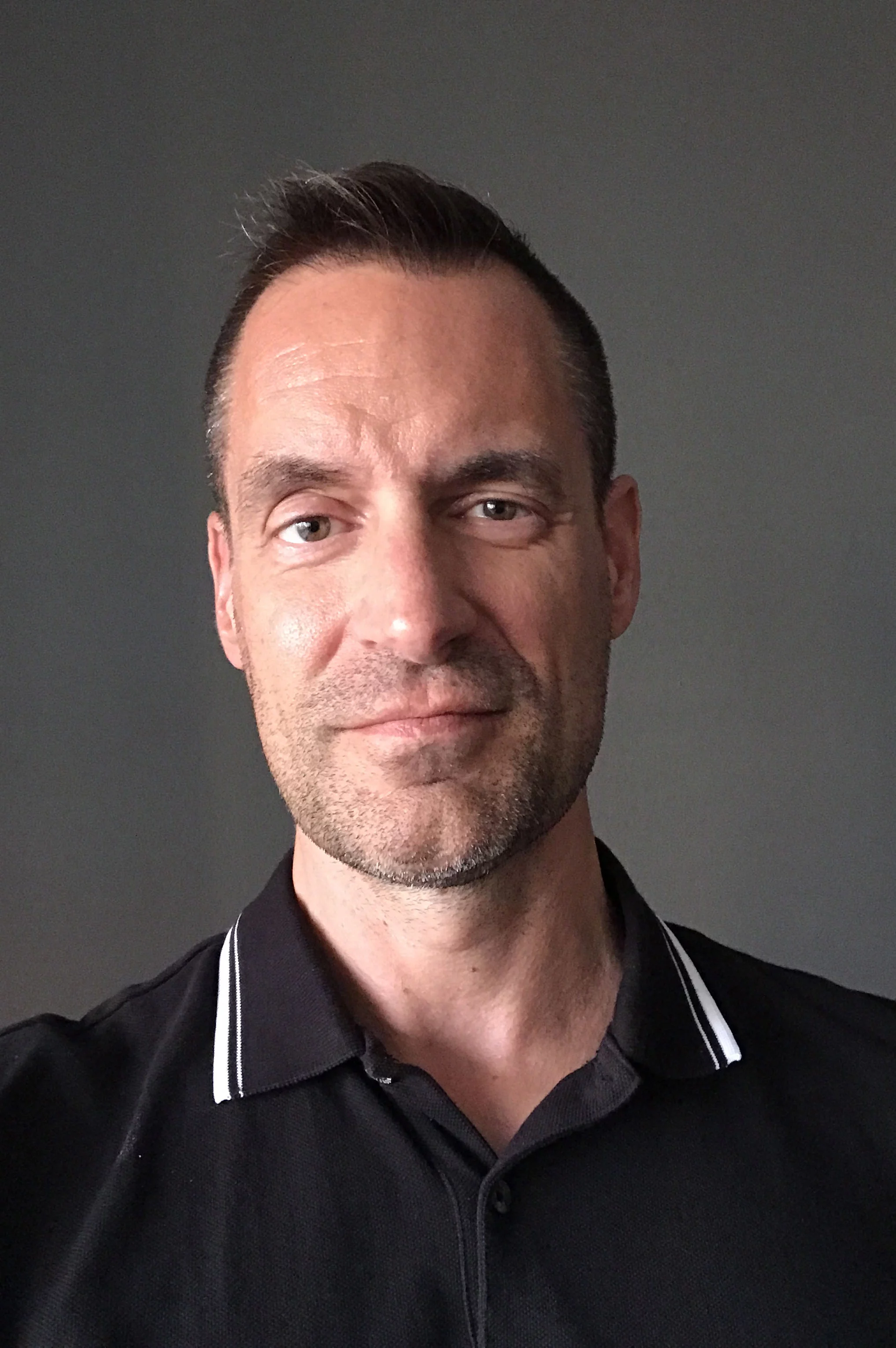 Dr Jonathan Rollins